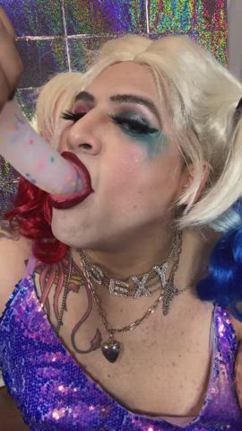 Baby drag slut wants to let loose 👄👅💦