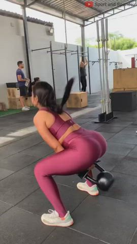 gym leggings yoga pants clip