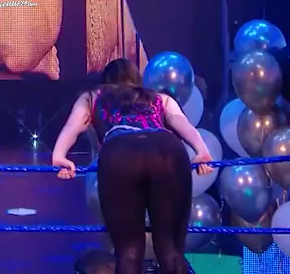 Nikki Cross