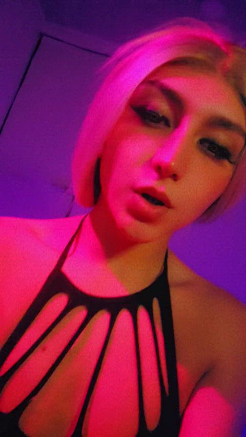 dildo femboy latina teen tongue fetish trans amateur-girls legal-teens thick-booty