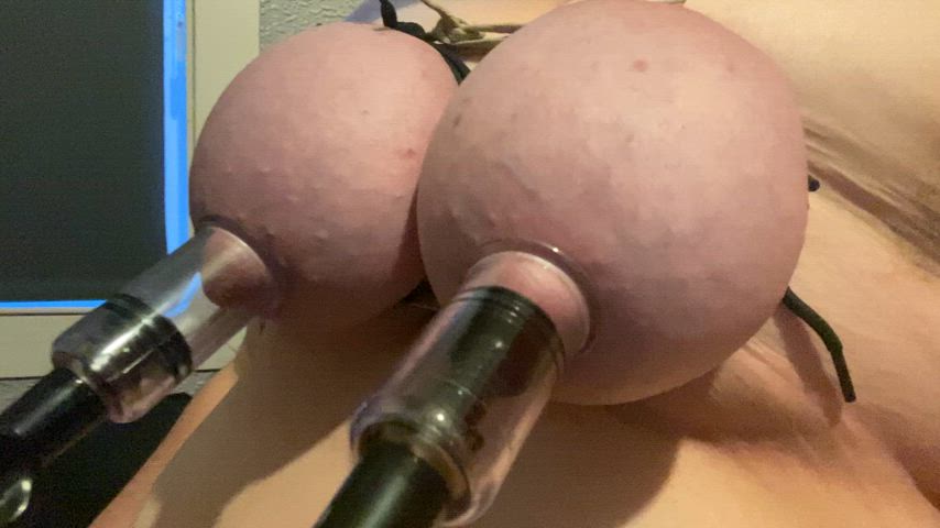 FTM: playing with my boy tits and bouncing them while they’re tied up tight <3