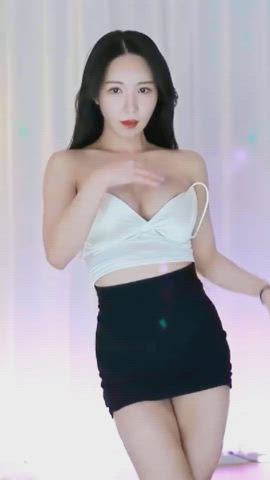 asian boobs dancing striptease tease tits clip