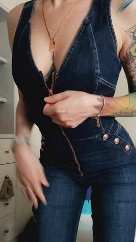 do denim jumpsuits get any love?
