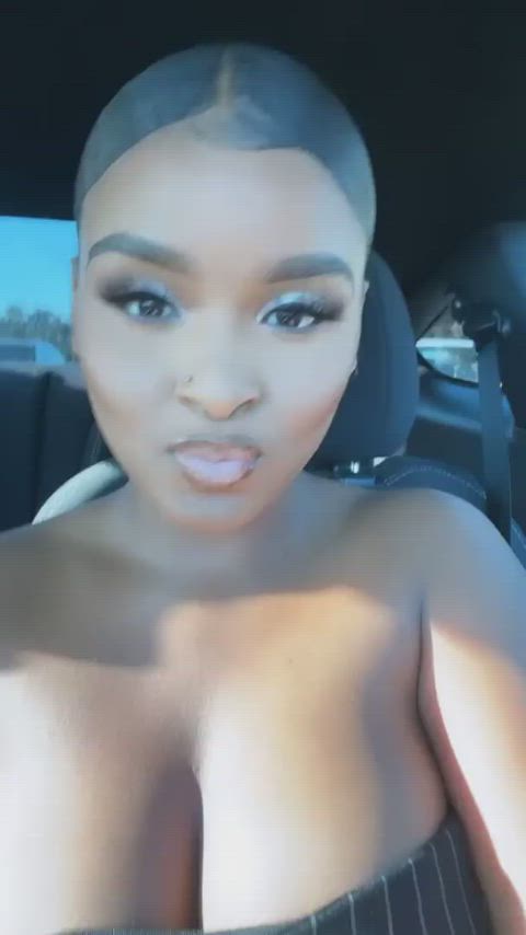 big tits ebony exhibitionist huge tits natural tits slut tits whore clip