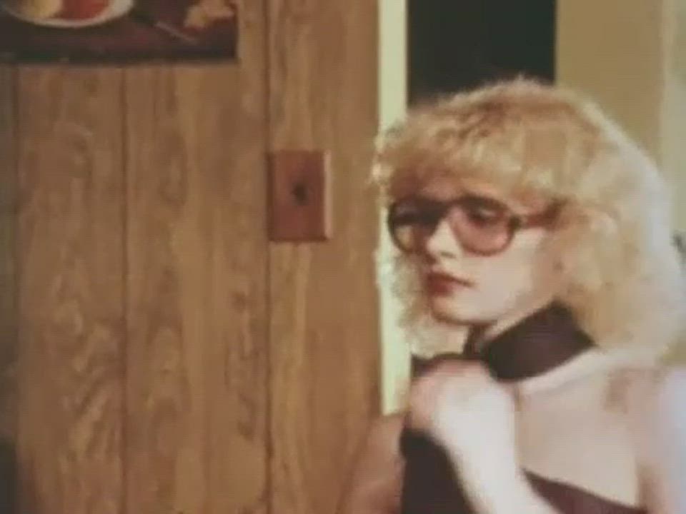 Blonde Blowjob Vintage clip