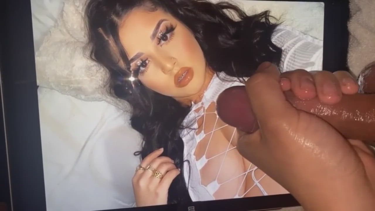 Instagram Model gets my load 😍🤤(Full Video in the comments)