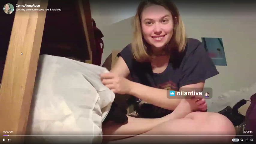 accidental blonde upskirt clip