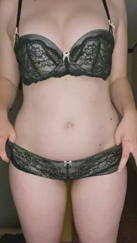 Loving this new lingerie set! [f]