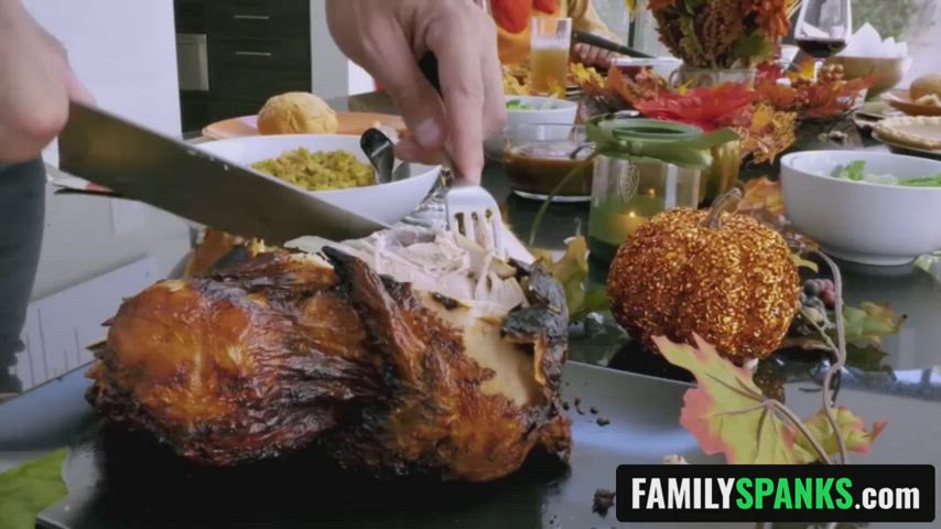 Thanksgiving is Much Appetizing in Family