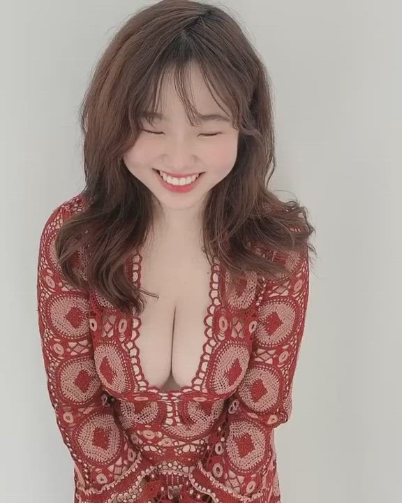 Asian Cleavage Cute Korean clip