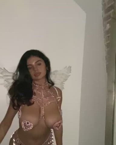 An angel with big tits.