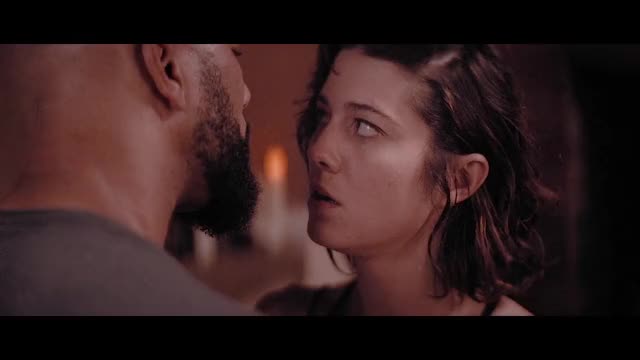 Mary Elizabeth Winstead and Common in All About Nina