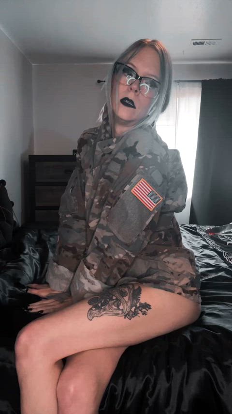 milf military petite small tits alt-girls goth-girls petite-chicks clip