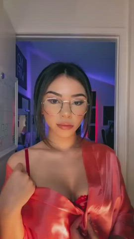 Asian Glasses Tease clip