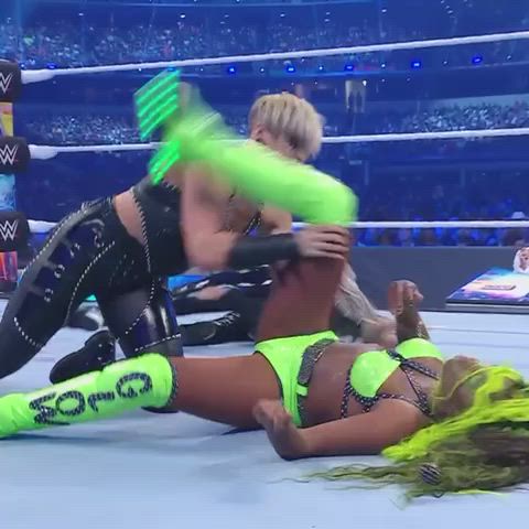 Ass Lesbian Wrestling clip