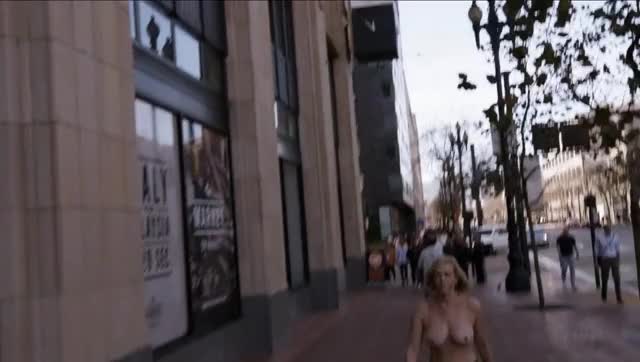 Chelsea Handler walking topless in NYC [NSFW]