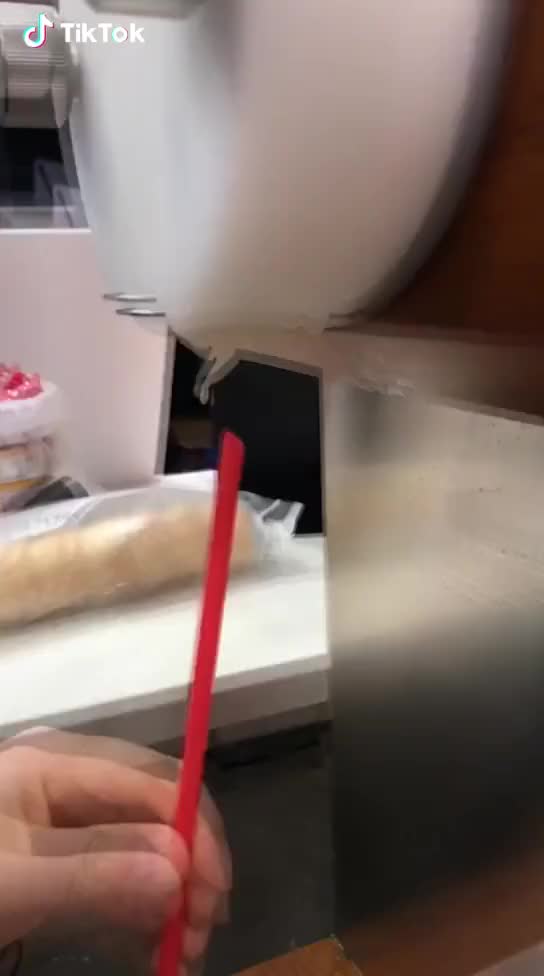 Expert of making ice cream 