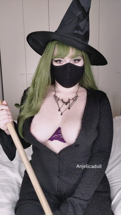 Witch boobs