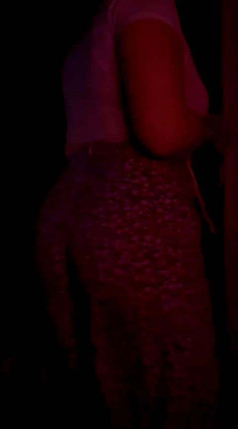 ass grinding twerking clip