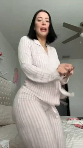 ass big ass booty jiggling pawg clip