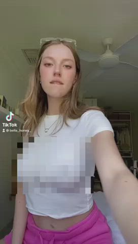 bouncing tits censored clothed dancing nipples tease tiktok clip