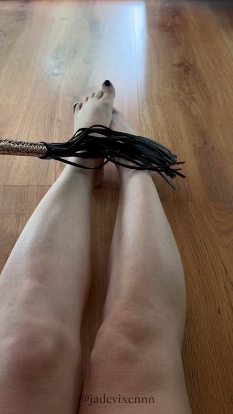 feet fetish flogging legs tease whipping real-bdsm clip