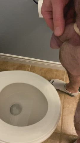 amateur handjob jerk off pov pee peeing penis trans clip