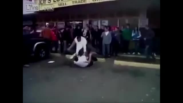 Top 10 Most brutal K.O in street fights (Warning Violence)