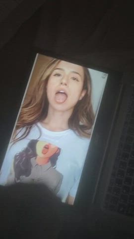 First trib for Poki! Got a yt vid in the back of her gaming and moaning made for