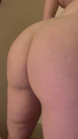 im in need a spanking!