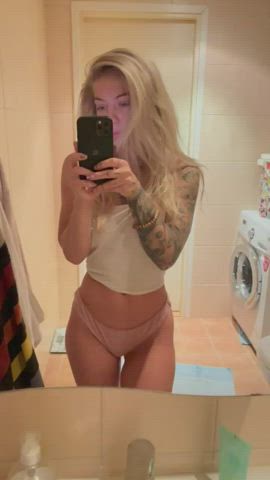 Big Tits Blonde Nipples Perky Pink Selfie Skinny Tattoo Undressing clip