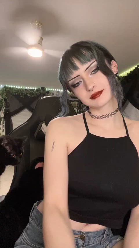 amateur ass big tits boobs cute goth homemade onlyfans tits clip