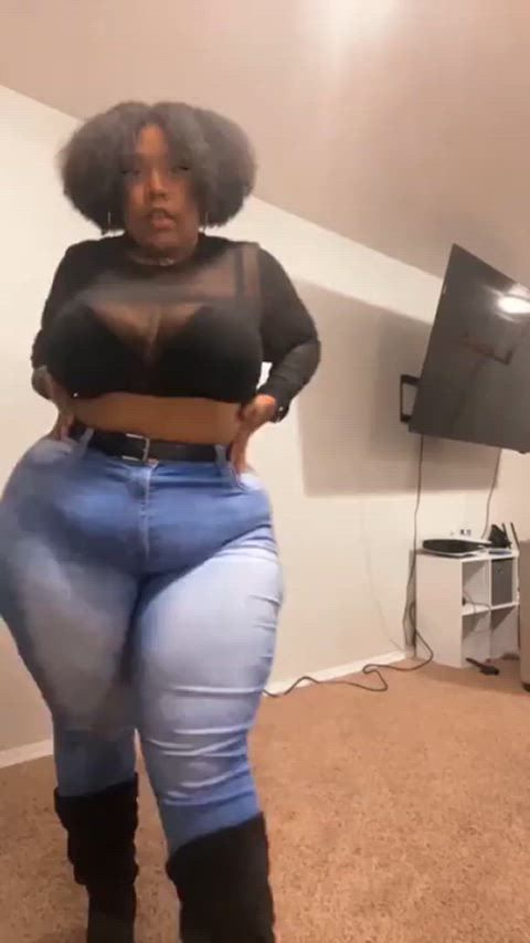 amateur ass bbw big ass booty ebony homemade jeans milf thick badonkadonk thick-booty