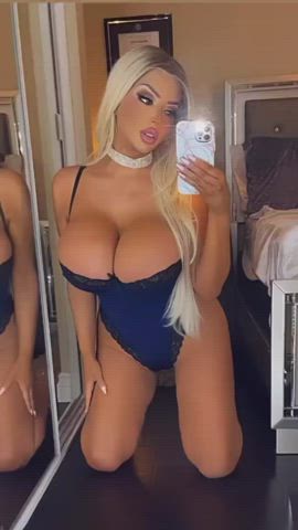 Blonde Big Tits Fake Tits Fake Boobs Ass Lingerie Heels Selfie clip