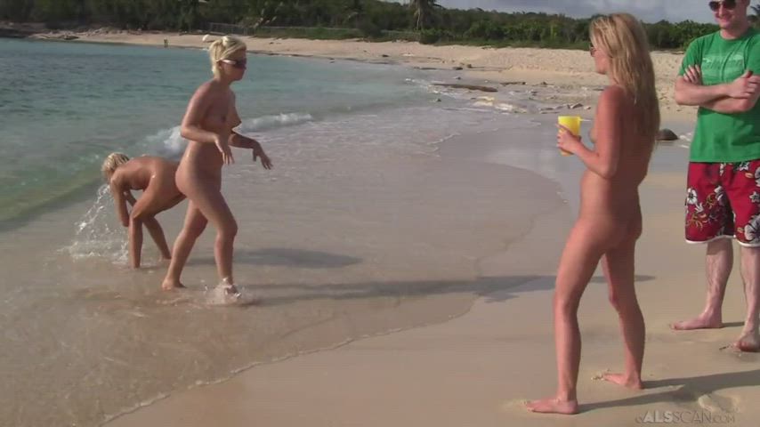 beach blonde blue angel naked natural tits outdoor small tits clip