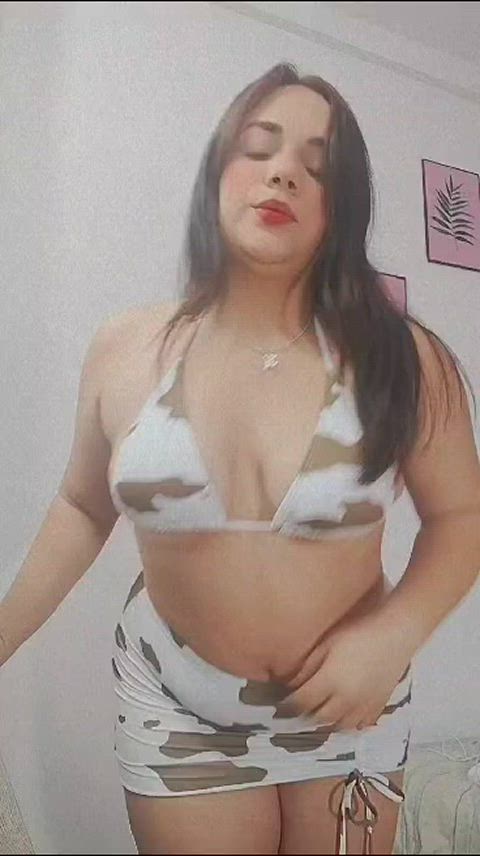 mom camgirl webcam sensual curvy latina clip