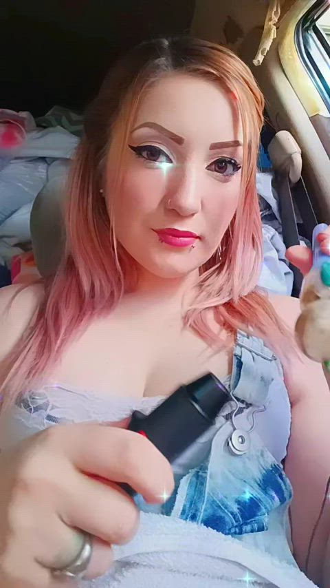 What is everyone up to? Today had been miserably boring.. hit my line ๐ค