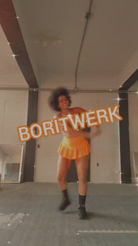 latina twerking wrestling clip