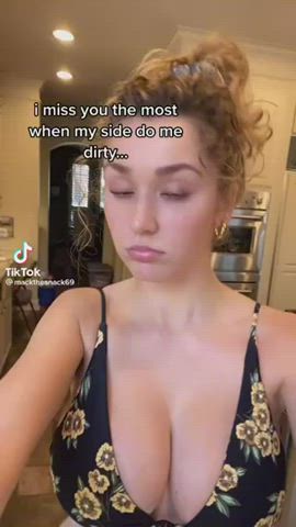 MILF TikTok Tits clip