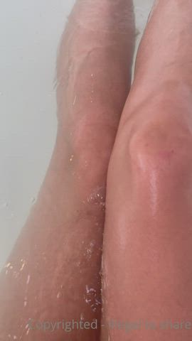 Bath Feet Legs clip