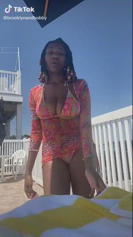 Ass Big Tits Bouncing Tits Dancing Ebony Petite Teasing TikTok Twerking Vertical