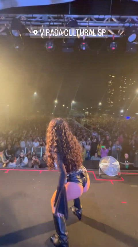 ass big ass brazilian celebrity dancing clip