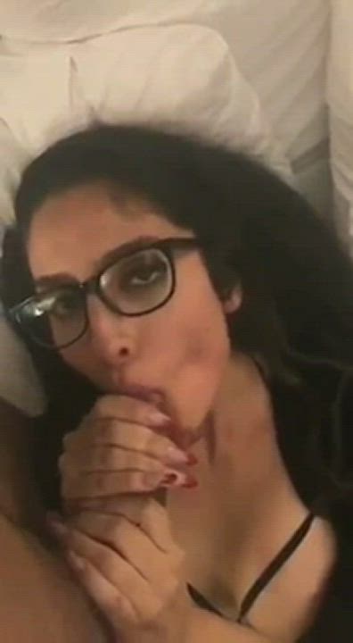 ??Very Hot NRI babe sucking dick like a pro [must watch] [link in comment]??