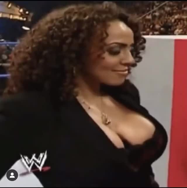 Layla El