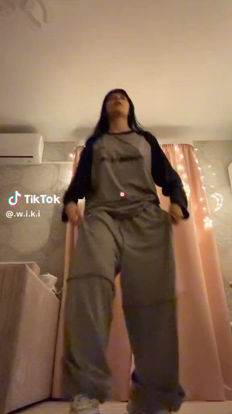 accidental flashing tiktok clip