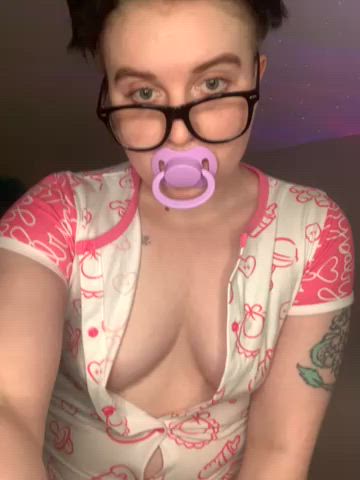 Baby Pandora wants your cock