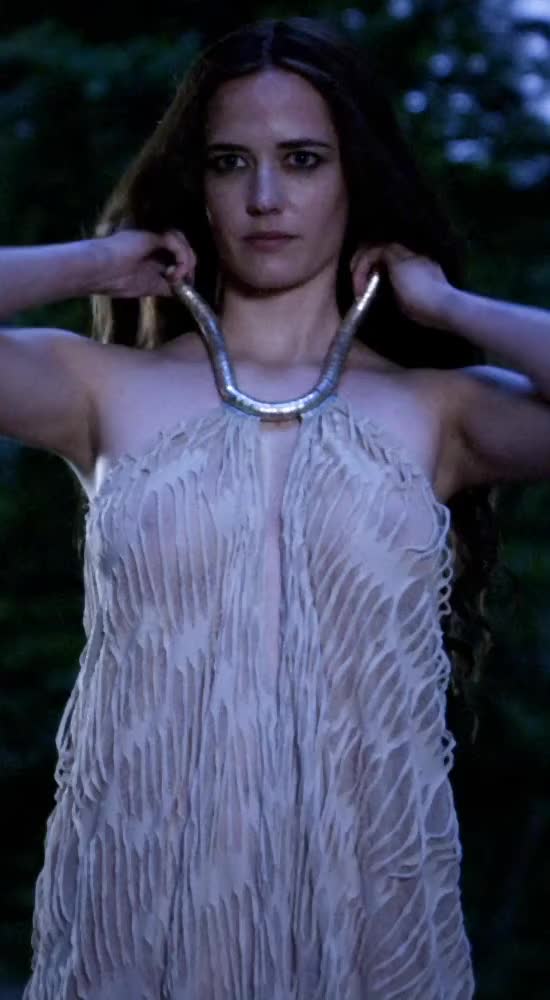 /r/celebrityplotarchive - Eva Green - Camelot (TV Series 2011) [S01E02] - Cropped