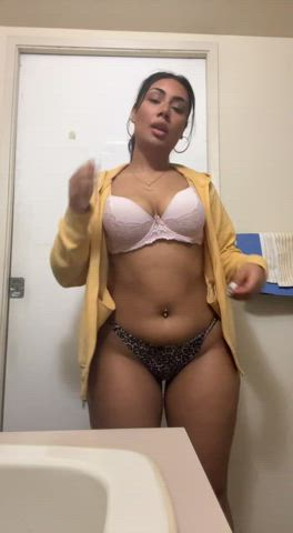 19 years old big tits boobs erotic lingerie onlyfans teasing teen tits clip