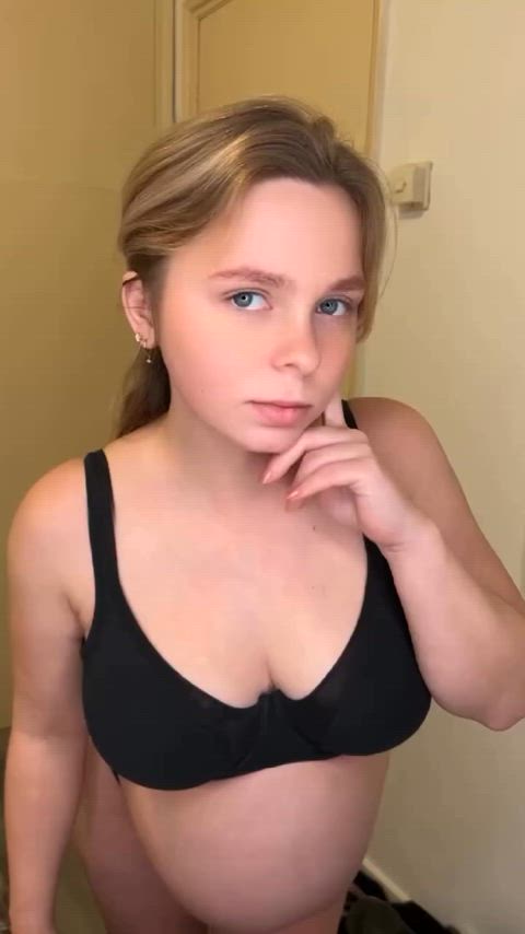 big tits pregnant tits clip