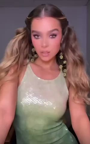 celebrity hailee steinfeld sex clip